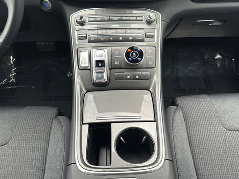 Used 2023 Hyundai Santa Fe SEL AWD/4WD image 38