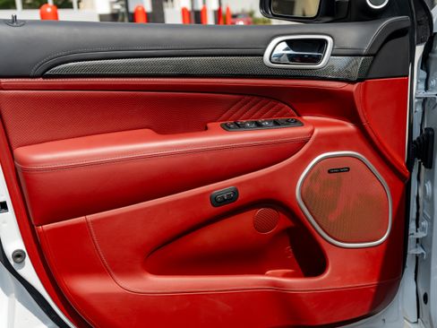 Used 2019 Jeep Grand Cherokee Trackhawk AWD/4WD image 45