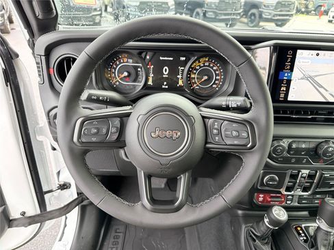 New 2026 Jeep Gladiator Rubicon AWD/4WD image 21