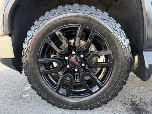 Used 2023 GMC Sierra 1500 Elevation image 23