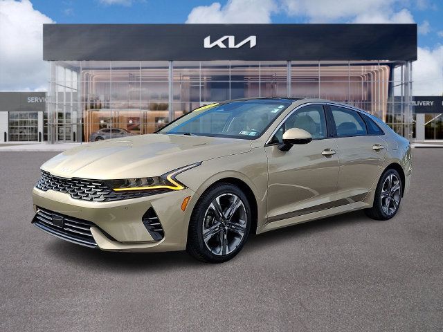 Used 2022 Kia K5 EX w/ EX Premium Package FWD image 3