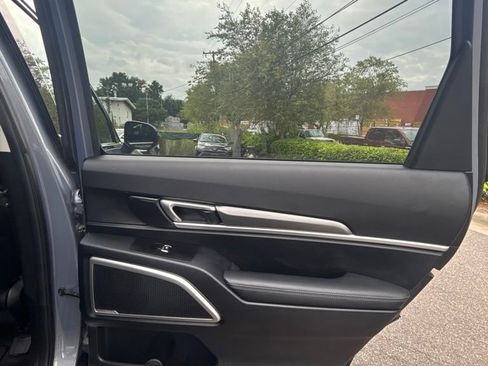 Certified 2022 Kia Telluride LX AWD/4WD image 24