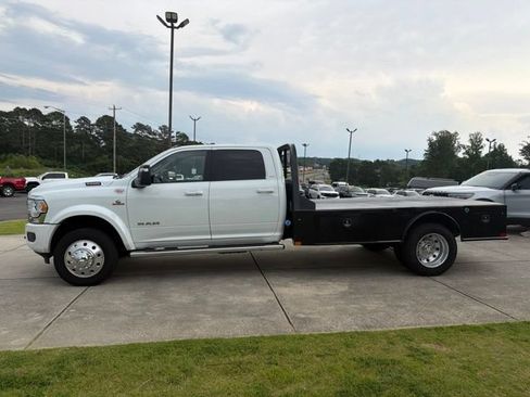 Used 2024 RAM 5500 Laramie AWD/4WD image 4
