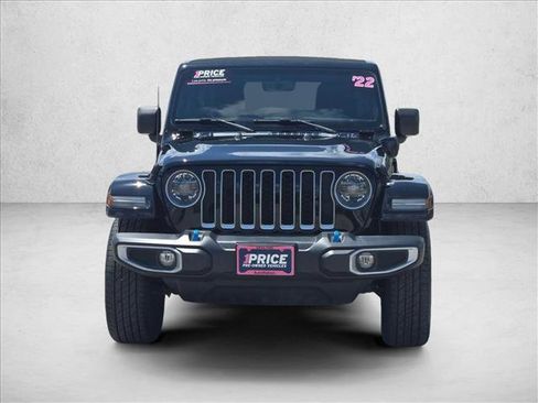 Used 2022 Jeep Wrangler Unlimited Sahara w/ Cold Weather Group AWD/4WD image 2