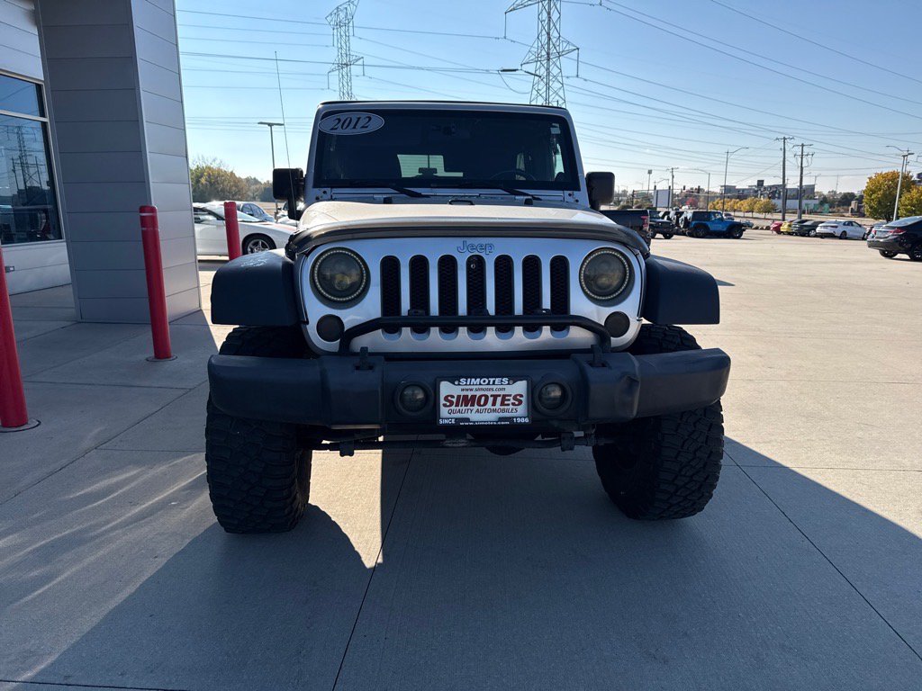 Used 2012 Jeep Wrangler Unlimited Rubicon w/ Max Tow Pkg AWD/4WD image 6