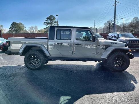 Used 2022 Jeep Gladiator Sport image 18