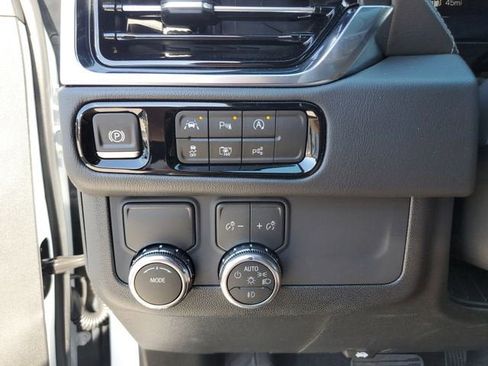 New 2026 GMC Yukon Denali RWD image 29