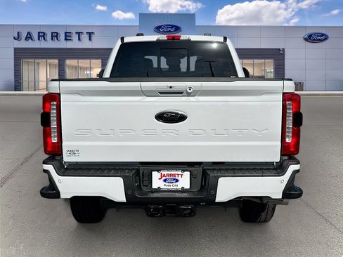 New 2026 Ford F250 XLT w/ XLT Premium Package AWD/4WD image 6