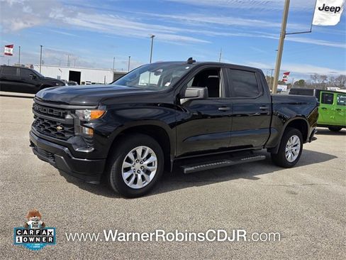 Used 2022 Chevrolet Silverado 1500 Custom image 3