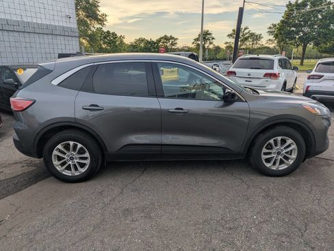 Used 2021 Ford Escape SE AWD/4WD image 8