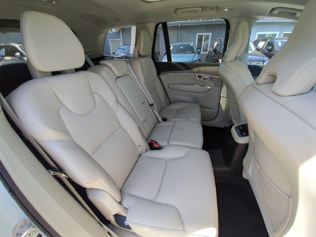 Certified 2023 Volvo XC90 T8 Plus w/ Protection Package Premier AWD/4WD image 29