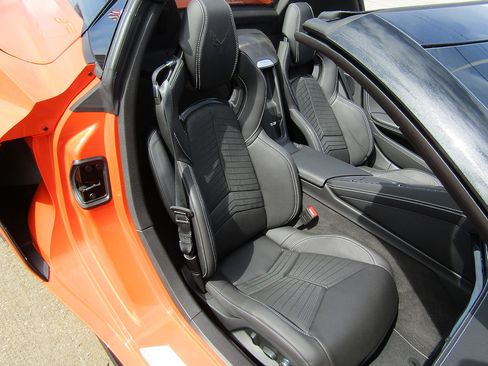 Used 2025 Chevrolet Corvette E-Ray w/ Stealth Interior Trim Package AWD/4WD image 12