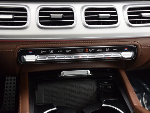 Certified 2024 Mercedes-Benz GLE 53 AMG 4MATIC Coupe image 27