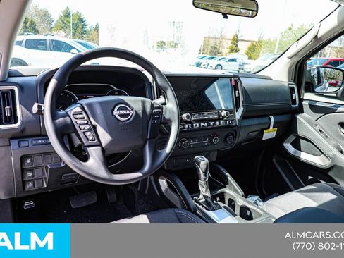 Certified 2025 Nissan Frontier SV RWD image 26