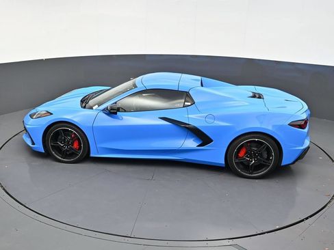 Used 2025 Chevrolet Corvette Stingray Preferred Conv w/ 2LT RWD image 13