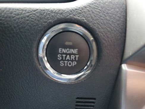 Used 2015 Toyota 4Runner Limited image 30