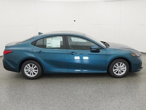 New 2026 Toyota Camry LE image 39