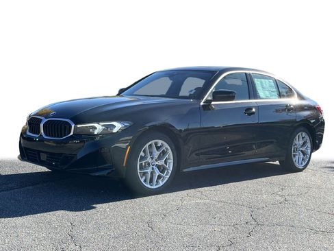 New 2026 BMW 330i Sedan w/ Convenience Package image 23