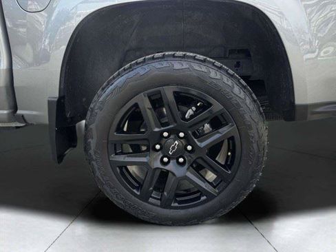 Used 2025 Chevrolet Colorado Z71 w/ Z71 Convenience Package 2 AWD/4WD image 54
