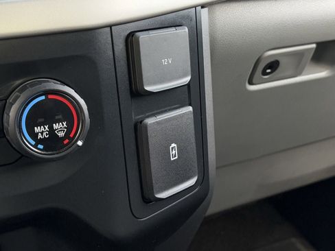 Certified 2022 Ford F150 XLT image 23