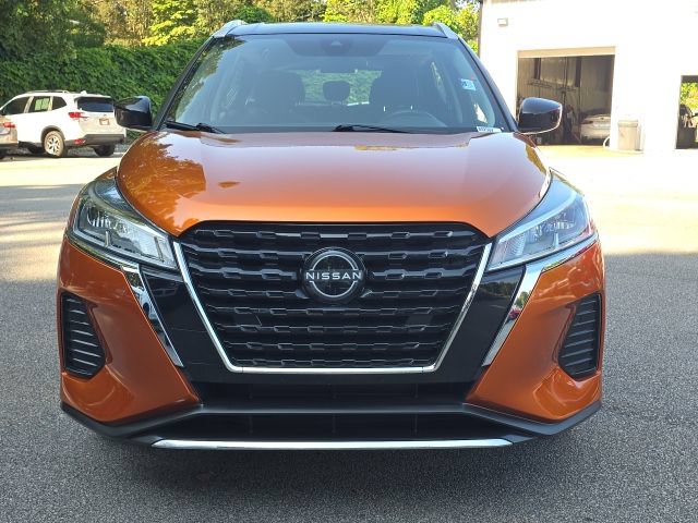 Used 2022 Nissan Kicks SV FWD image 9
