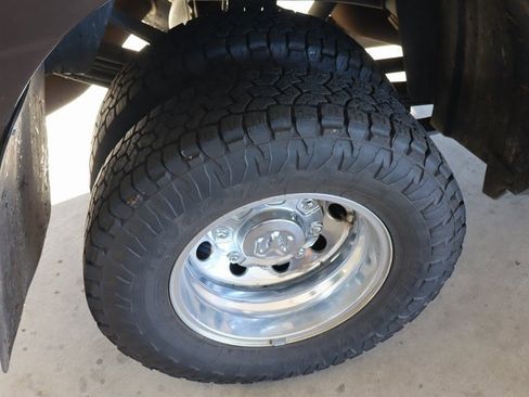 Used 2022 RAM 3500 Limited image 9