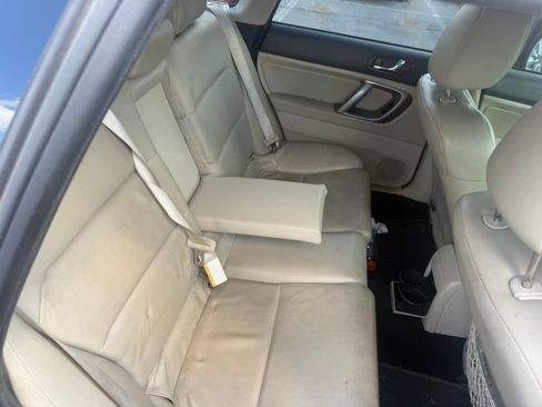 Used 2009 Subaru Outback 2.5i Limited AWD/4WD image 48