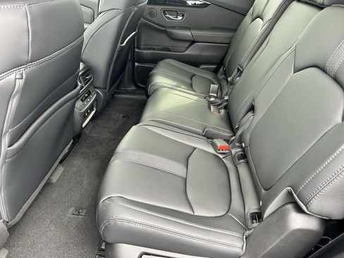 New 2026 Honda Pilot EX-L image 8