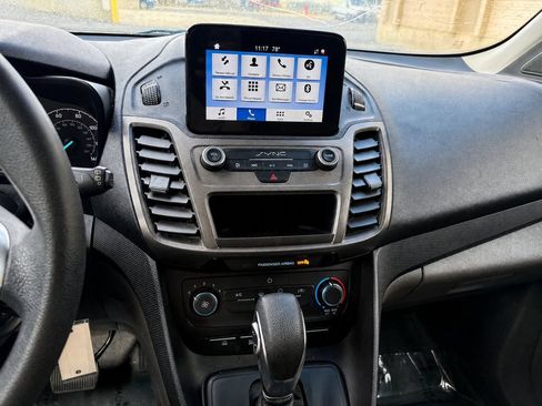 Used 2020 Ford Transit Connect XL FWD image 15