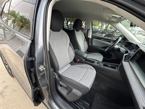 Certified 2026 Volkswagen Tiguan S FWD image 31