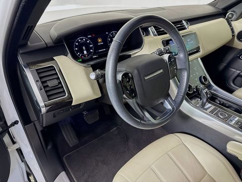 Used 2020 Land Rover Range Rover Sport HSE image 9