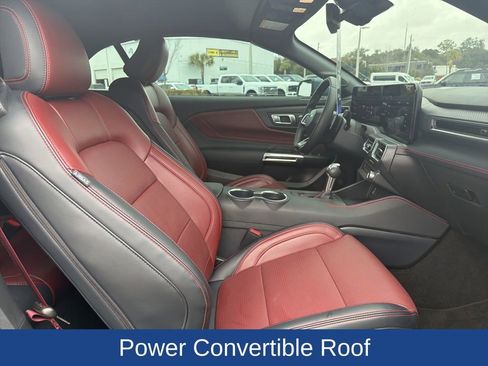 Used 2025 Ford Mustang GT Premium image 12