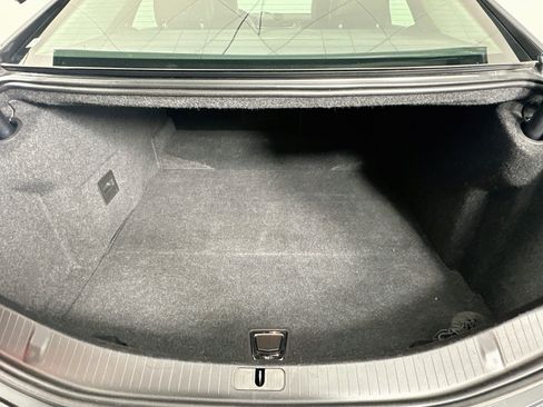 Used 2015 Cadillac XTS FWD image 26