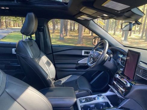 Used 2022 Ford Explorer ST w/ Equipment Group 401A image 24