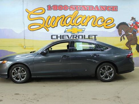 Used 2023 Honda Accord EX image 1