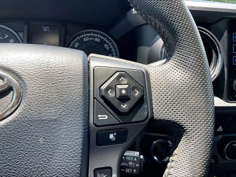Used 2019 Toyota Tacoma TRD Sport w/ TRD Premium Sport Package RWD image 25