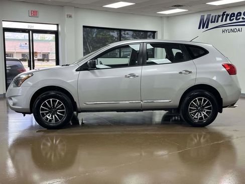 Used 2014 Nissan Rogue S FWD image 9