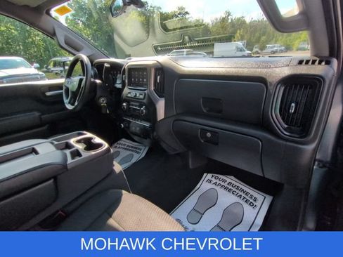 Used 2020 Chevrolet Silverado 1500 Custom Trail Boss w/ Custom Convenience Package AWD/4WD image 28