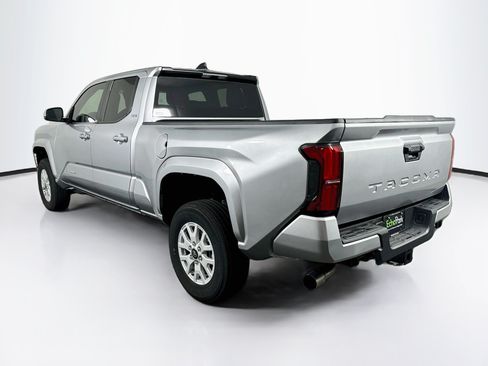 Used 2026 Toyota Tacoma SR5 RWD image 5