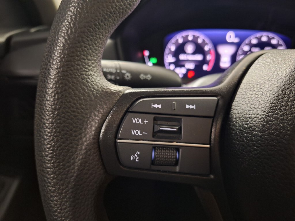 Used 2025 Honda Accord SE image 20