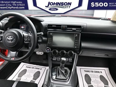 Used 2025 Toyota GR86 Premium w/ Performance Package RWD image 17