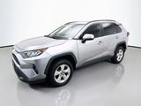 Used 2020 Toyota RAV4 XLE image 3