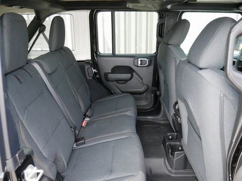 Used 2024 Jeep Wrangler Sport S image 26