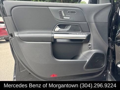 Certified 2025 Mercedes-Benz GLA 250 4MATIC image 10
