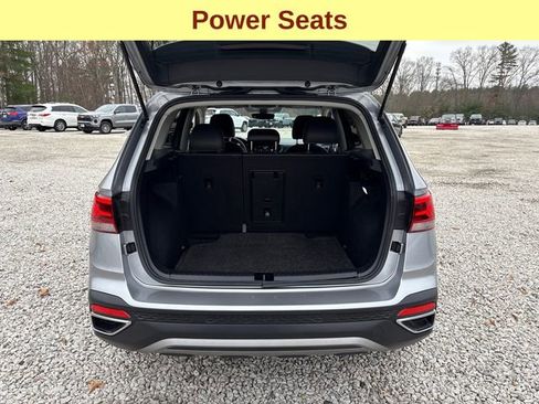 Used 2024 Volkswagen Taos SE image 10