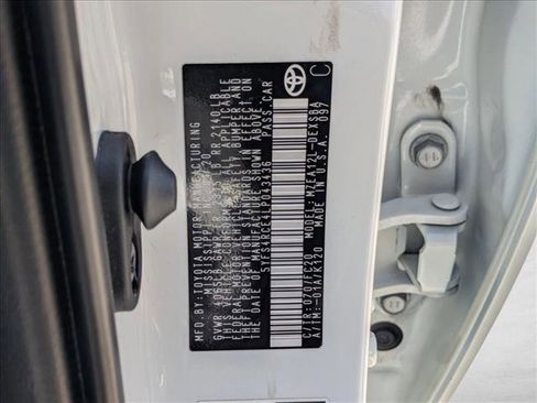 Used 2020 Toyota Corolla SE w/ Carpet Mat Package (TMS) FWD image 24