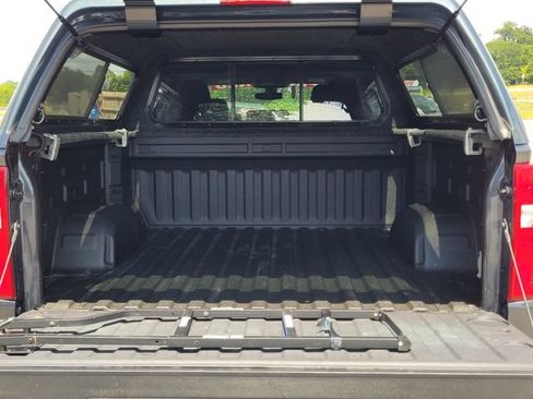 Used 2022 Chevrolet Silverado 1500 Custom w/ Safety Confidence Package RWD image 10