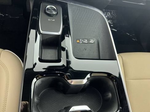 Used 2026 Buick Enclave Preferred FWD image 35