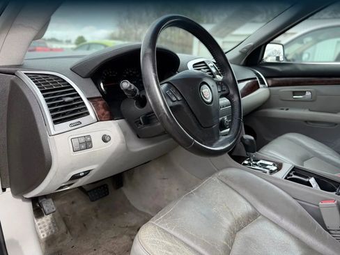 Used 2007 Cadillac SRX image 17