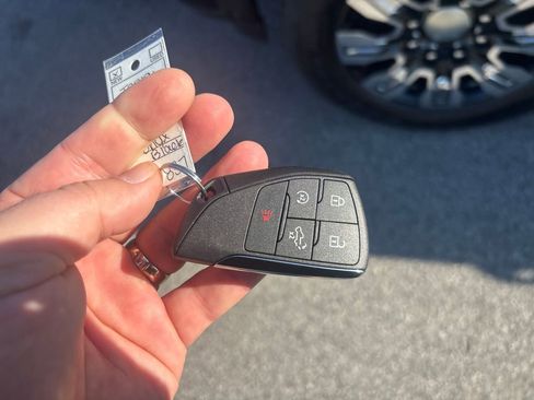 New 2026 GMC Sierra 2500 Denali w/ Denali Reserve Package image 33